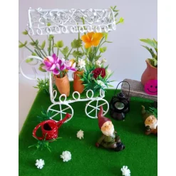 Geschenk Garten Deko – Einzigartige Szene für Blumenliebhaber vom SaBienchenshop