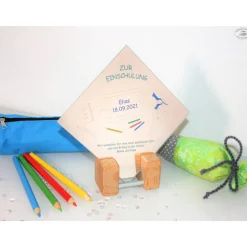 Geschenk zur Einschulung, personalisiertes Einschulungsgeschenk, Schulkind, Schulstart, Spiegel mit Holz-Standfuß
