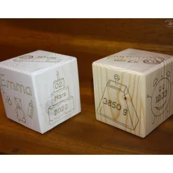 Geschenk zur Geburt, personalisiert, weiß I Holzwürfel/Erinnerungswürfel mit Geburtsdaten, weiß