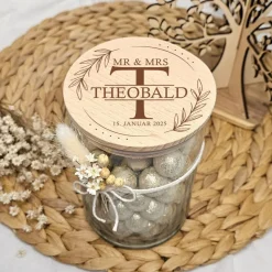 Geschenk zur Hochzeit personalisiert Namen Brautpaar Glas graviert Vorratsglas Gravur Naschglas kleine Aufmerksamkeit