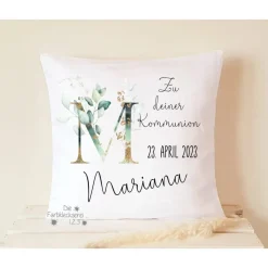 Geschenk zur Kommunion Kissen personalisiert Blumen lila weiß Monogramm
