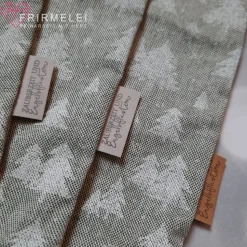 Geschenkbeutel - dezentes grün mit kleinen Tannen (Varianten)