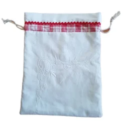 Geschenkbeutel aus Vintage-Stoff – Unikat, handgemacht, Patchwork, nachhaltig