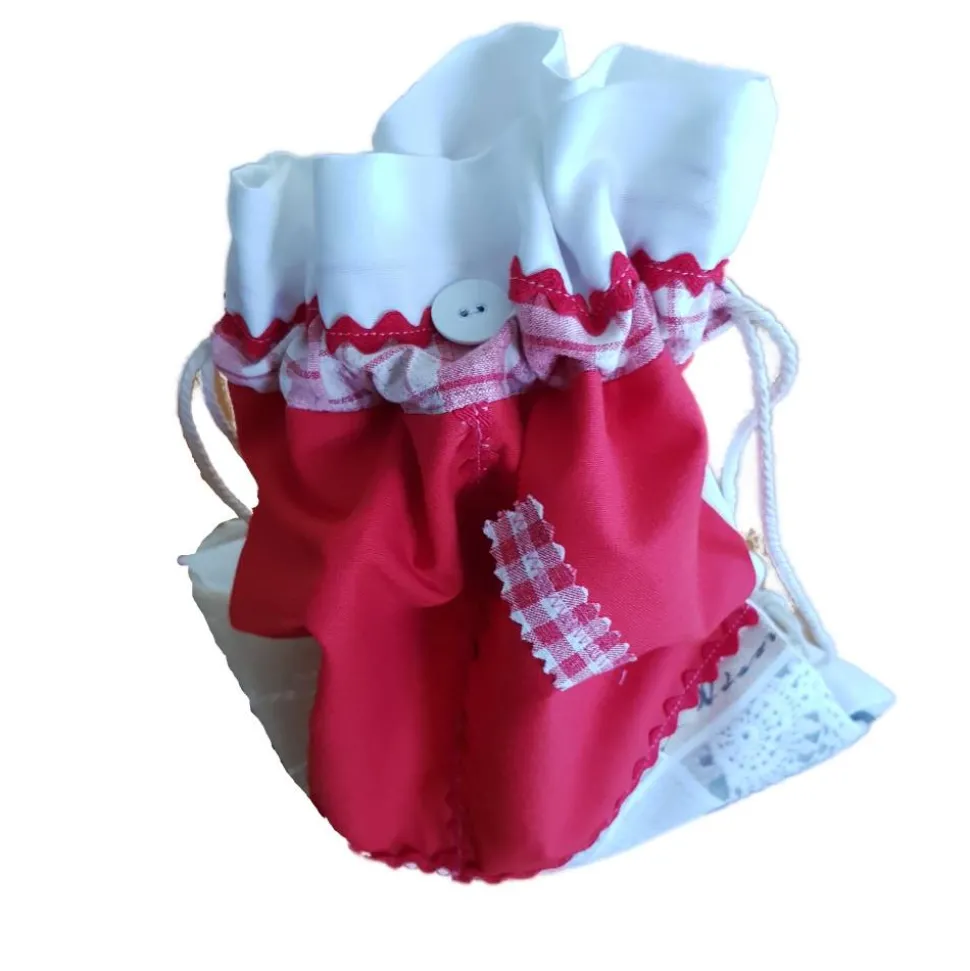 Geschenkbeutel aus Vintage-Stoff – Unikat, handgemacht, Patchwork, nachhaltig