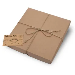 Geschenkbox weiß Größe M 22 x 22 3 cm mit Jutegarn und Karte nach Wahl ==> Baby Geschenk Geburt Taufe