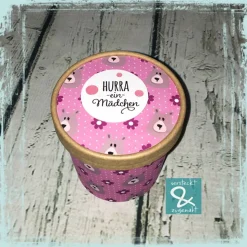 Geschenk/Dekobecher "Hurra ein Mädchen"