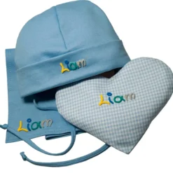 Geschenkeset "mit Herz" Taufgeschenk Mädchen  rosa pink blau hellbau bestehend aus Babymütze Halstuch u. Wärmeki