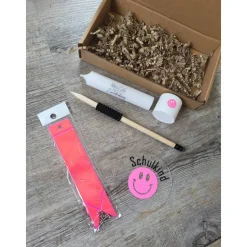 Geschenkkarton * Alles Gute zur Einschulung * Acrylanhänger * smily * Reflektor * Kerze * Kerzenhalter