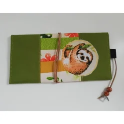 Geschenkkuvert Gutscheinkuvert Stoffkuvert Stoffumschlag Faultier Upcycling