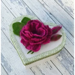 GESCHENKSCHACHTEL, AUFBEWAHRUNG, Holzherz, Filzblüte, Handmade, Geschenk Geburtstag, Muttertag,Schmuckaufbewahrung