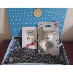 Geschenkset Geburt - Babydecke mit Spielzeug