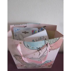 Geschenkset Geburt - Babydecke mit Spielzeug