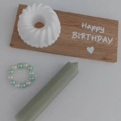 Geschenkset Happy Birthday – Holzdeko mit Kerze & Kerzenhalter in Guglhupfform