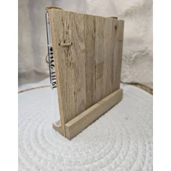 Geschenkset Städtetrip – Personalisierte Stadt aus Raysin mit Geschenk-Röhrchen & Holzrückwand