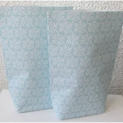 Geschenktüte Schneeflocken, 5 Papiertüten Weihnachten, Bodenbeutel mit Design von Müllerin Art