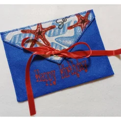 Geschenkumschlag mit Stickerei 