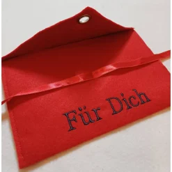 Geschenkumschlag mit Stickerei 