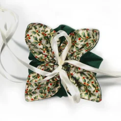 Geschenkverpackung Ilex grün gold – Wiederverwendbar, handgenäht & aus Baumwolle