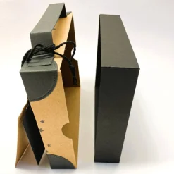 Geschenkverpackung in Kofferoptik aus Karton für ein Geldgeschenk zum Urlaub oder Reisegutschein (18x13,5x3,3 cm)