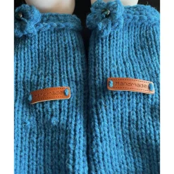 Gestrickte Socke als Verpackung für Flaschen