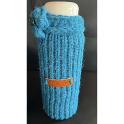 Gestrickte Socke als Verpackung für Flaschen