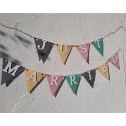 Girlande Just Married in zarten Pastellfarben Mint Vanille Rosa Hellgrau Hochzeit Deko Mr&Mrs