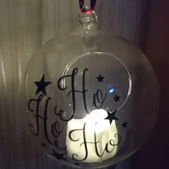 Glaskugel "HoHoHo" aus der Manufaktur Karla