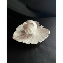 Glücks Schweinchen aus Raysin mit Tablett