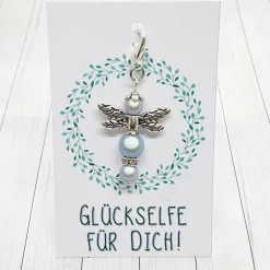 Glücksbringer Funkelelfe silberfarben / hellblau – Zauberhafter Anhänger mit Glitzereffekt