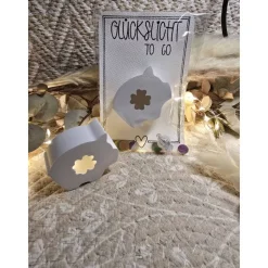 Glücksschwein mit Licht – Handgegossen, leuchtend & als Geschenk verpackt