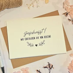 Glückwunschkarte Geschafft! – Stilvolle Karte zum Abschluss, Abitur, Führerschein, Studium & Ausbildung