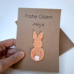 Glückwunschkarte mit Hase mit persönlichem Text - Handgemachte Osterkarte für Kinder, Karte mit Hasen Aufnäher