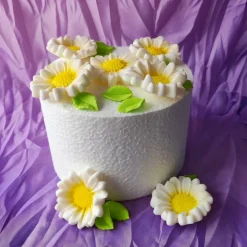 Gänseblümchen aus Fondant als Tortendekoration für Motivtorten, TortenDekor