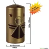 Goldene Weihnachtskerze mit weinrotem Engel