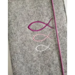 Gotteslobhülle aus 100% Wollfilz mit Wunschmotiv