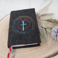 Gotteslobhülle aus Wollfilz