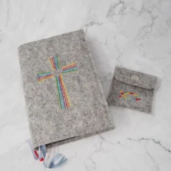 Gotteslobhülle aus Wollfilz