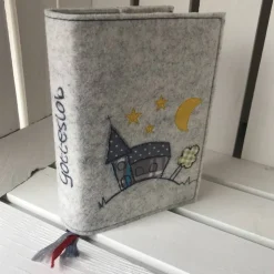 Gotteslobhülle aus Wollfilz - Gotteslobeinband - Schutzhülle für das Gotteslob - Personalisierbar -