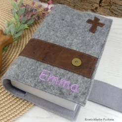 Gotteslobhülle Filz grau personalisiert – Bibelhülle mit Kork, Geschenk zur Konfirmation & Erstkommunion