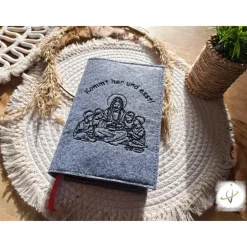 Gotteslobhülle Filz  Kommunion 2025 personalisierbar Jesus mit Kindern 