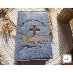 Gotteslobhülle Filz  Kommunion 2025 personalisierbar Jesus mit Kindern 