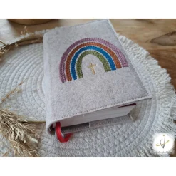 Gotteslobhülle Filz  Kommunion 2025 personalisierbar Regenbogen 