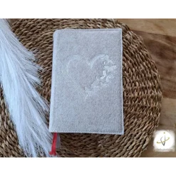 Gotteslobhülle Filz Kommunion 2025 personalisierbar Herz Schmetterlinge 