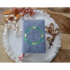 Gotteslobhülle Filz Kommunion 2025 kommt her und esst! personalisierbar Einband Handgemachte Filzhülle Fische grün