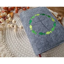 Gotteslobhülle Filz Kommunion 2025 kommt her und esst! personalisierbar Einband Handgemachte Filzhülle Fische grün