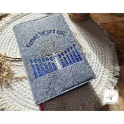 Gotteslobhülle Filz  Kommunion 2025 personalisierbar Jesus mit Kindern blau 