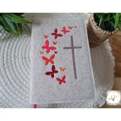 Gotteslobhülle Filz  Kommunion 2025 personalisierbar Schmetterlinge rot 