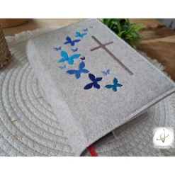 Gotteslobhülle Filz  Kommunion 2025 personalisierbar Schmetterlinge blau 