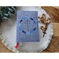 Gotteslobhülle Filz Kommunion 2025 kommt her und esst! personalisierbar Einband Handgemachte Filzhülle Fische blau