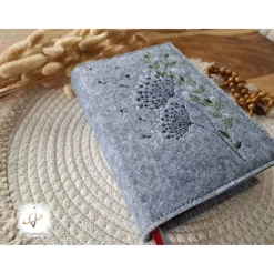 Gotteslobhülle Filz Pusteblume Kommunion 2025 personalisierbarPusteblume kommt her und esst Erstkommunion